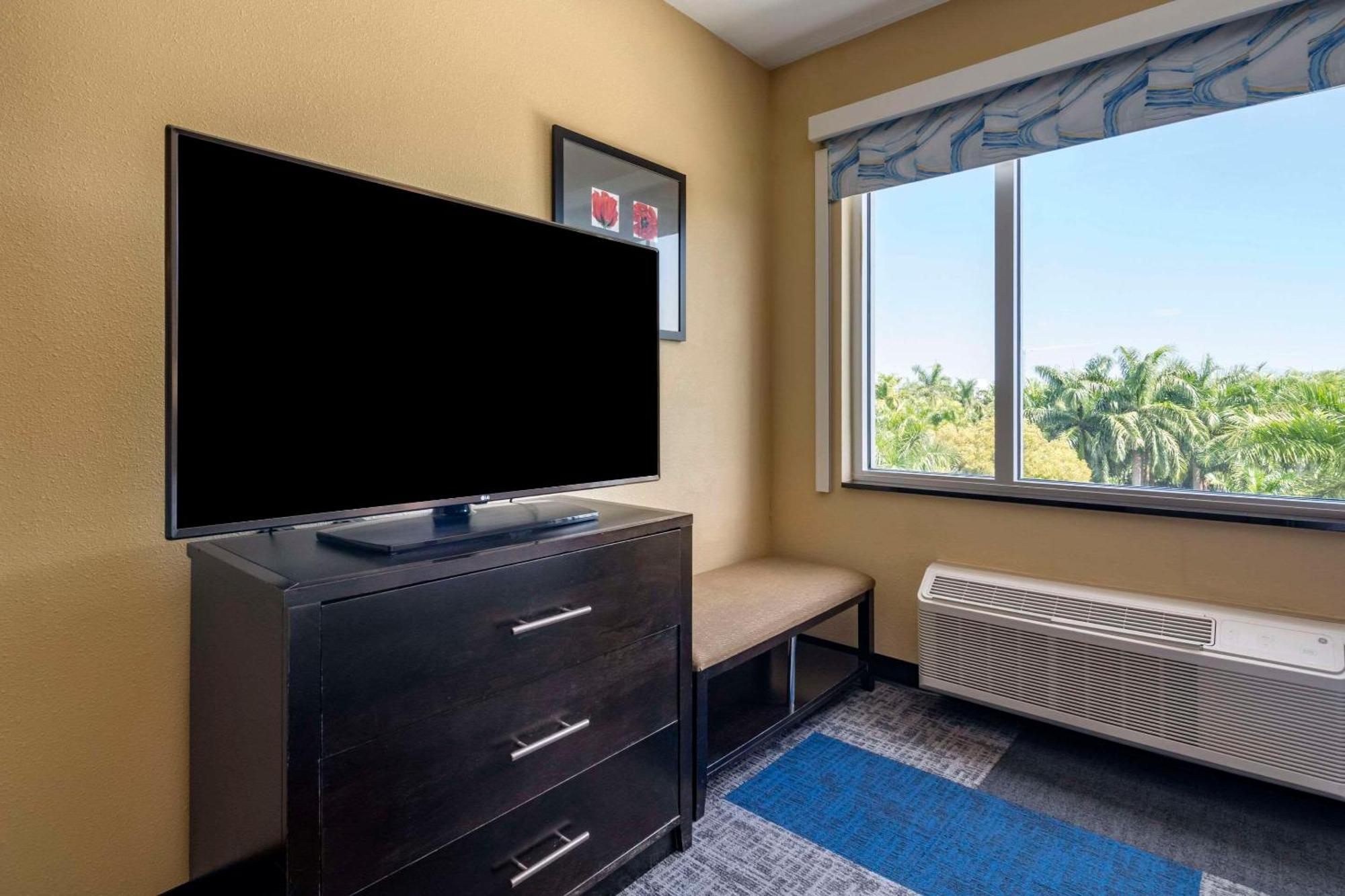 Cambria Hotel Ft Lauderdale, Airport South & Cruise Port Dania Beach Exteriér fotografie